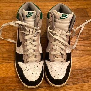 Jordan Nike hi top sneakers size 9.5 men’s